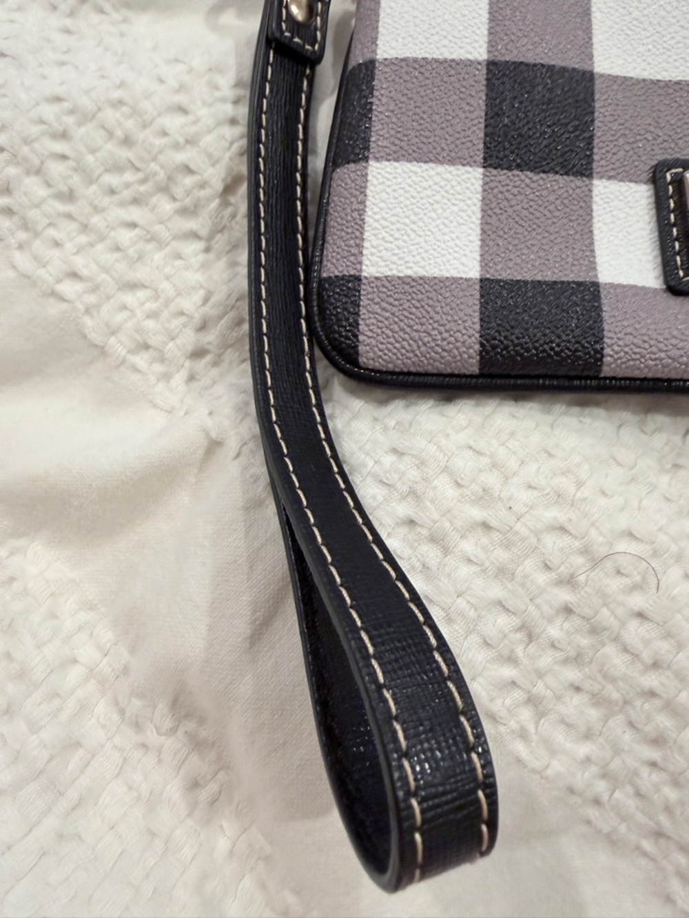 NWOT Dooney & Bourke Black, White and Gray Gingham Check Wristlet - Picture 8 of 16